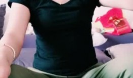 娱乐吃瓜甜甜酱